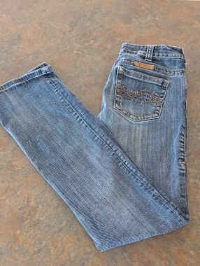 Cowgirl Tuff Women’s Straight Leg Jeans - Blue Wash Size 27x33